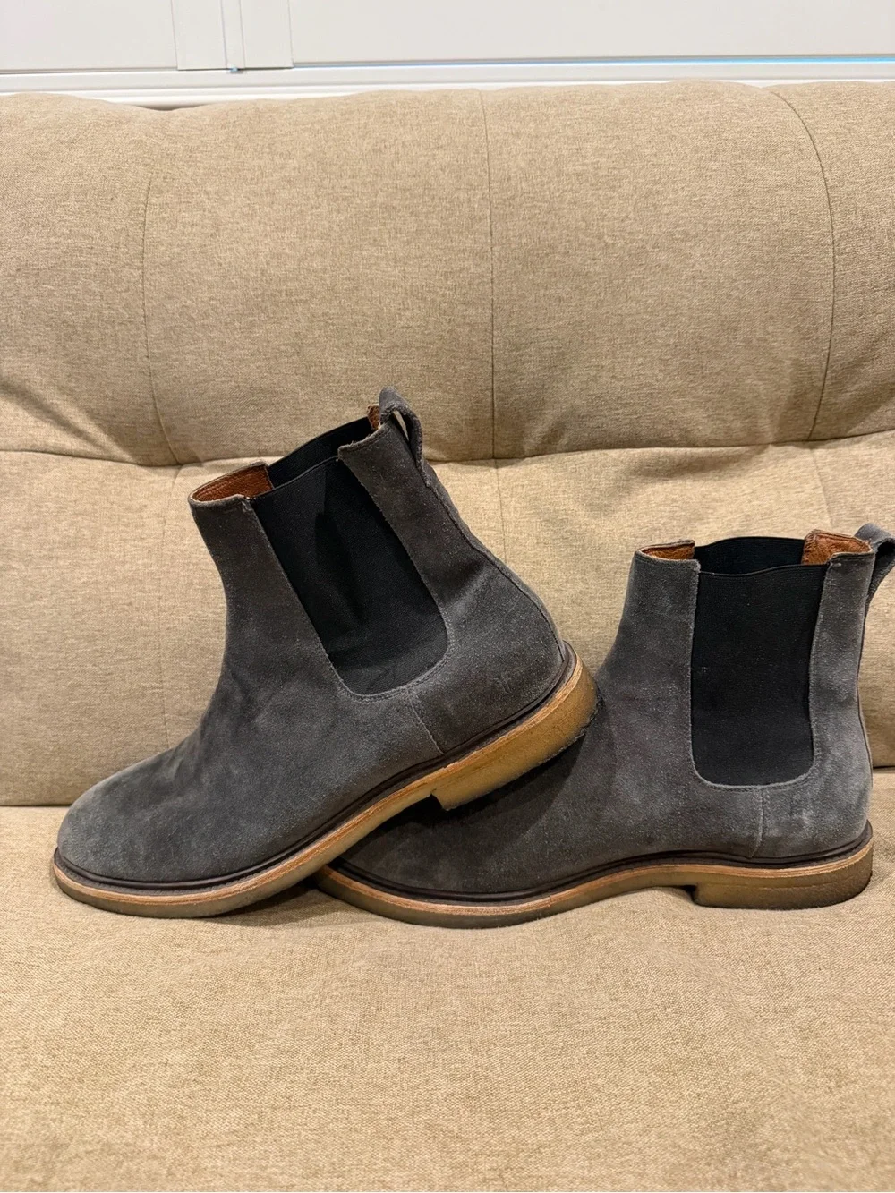Frye Men's Suede Chelsea Boot Boots 12